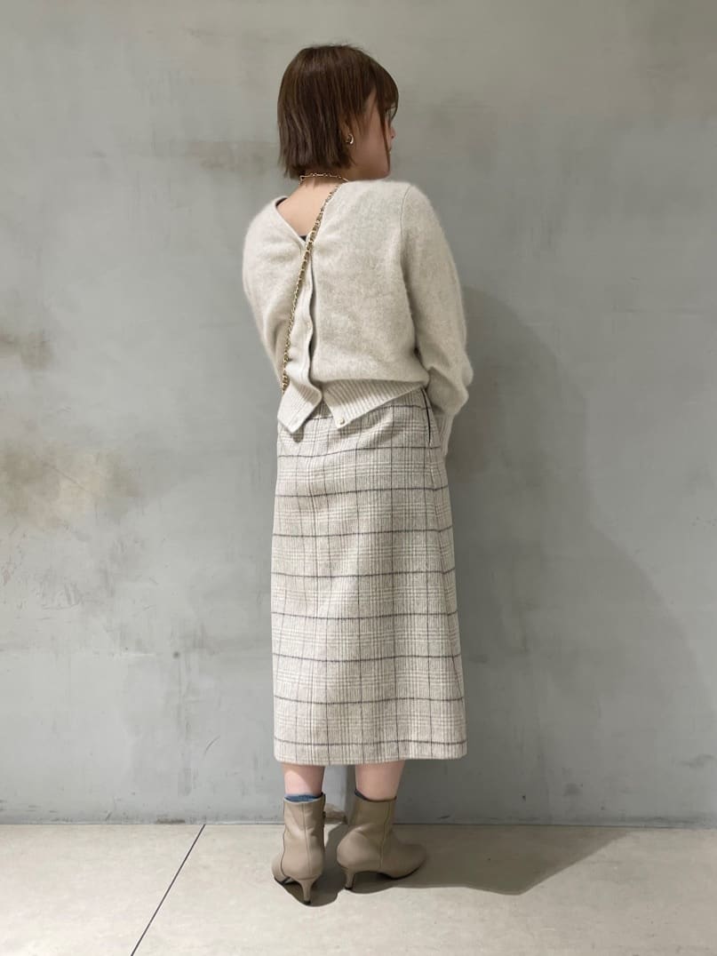 ゆいさんの「UNTITLED｜【ふわふわニット/前後2WAY】フォックスカシミヤカーディガン」を使ったコーディネート