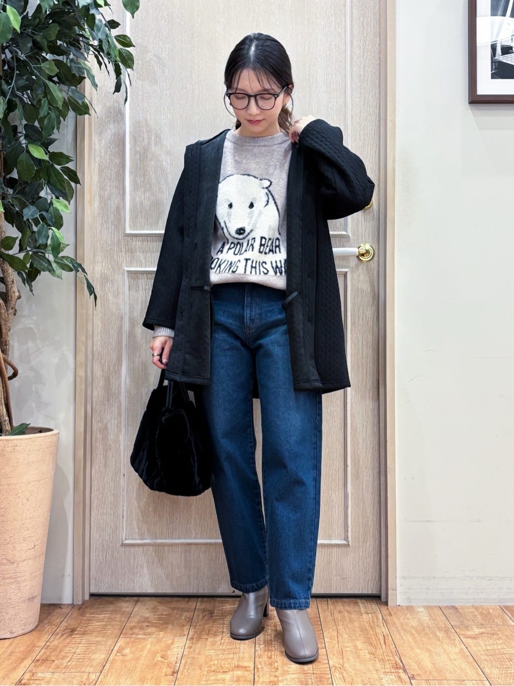なみさんの「SHOO･LA･RUE｜【裏面ベロアであったか】体型をカバーしながらスマートに魅せる ケーブルジャガードコーディガン」を使ったコーディネート