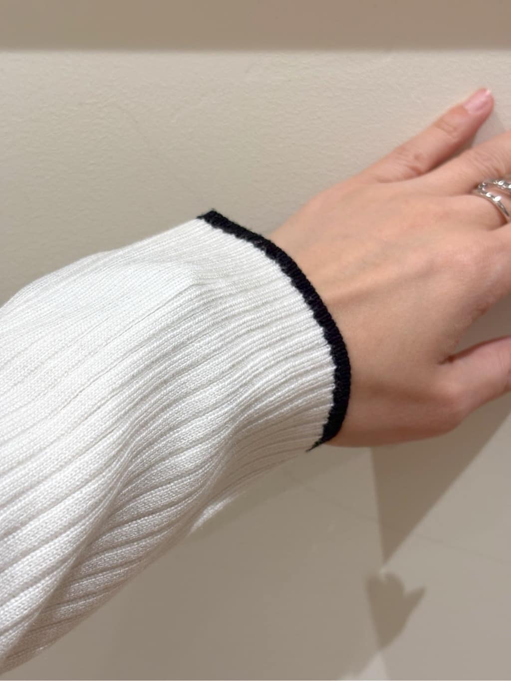 Ayumiさんの「SHOO･LA･RUE｜【洗濯機可/セットアップ可/S-3L】きちんと楽に。カットジョーゼット ロングジレ」を使ったコーディネート
