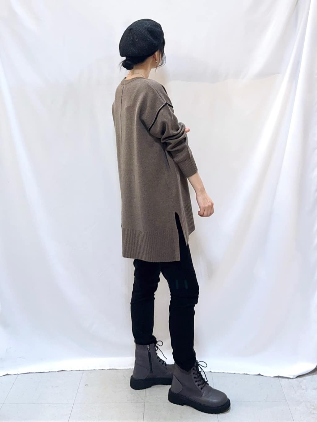 𝐇𝐢𝐫𝐨𝐦𝐢さんの「SHOO･LA･RUE｜【洗濯機可/S-LL】フィット感が心地よい ハイパーストレッチスキニー裏起毛」を使ったコーディネート