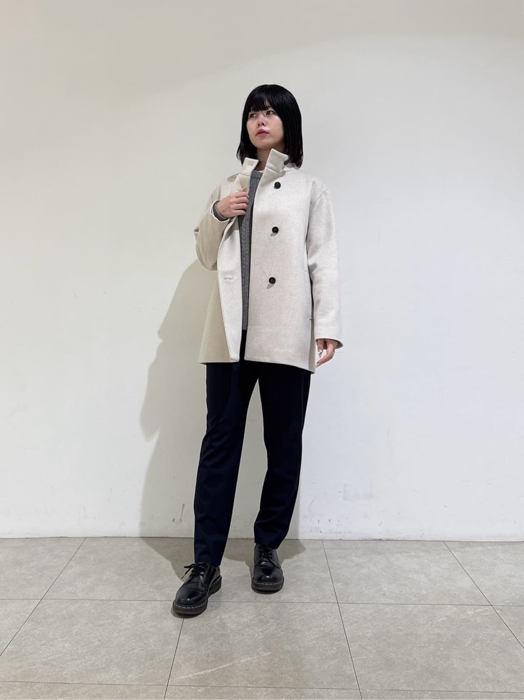 rinaさんの「INDIVI｜【洗える】ケーブルデザイン ラウンドヘムニット」を使ったコーディネート