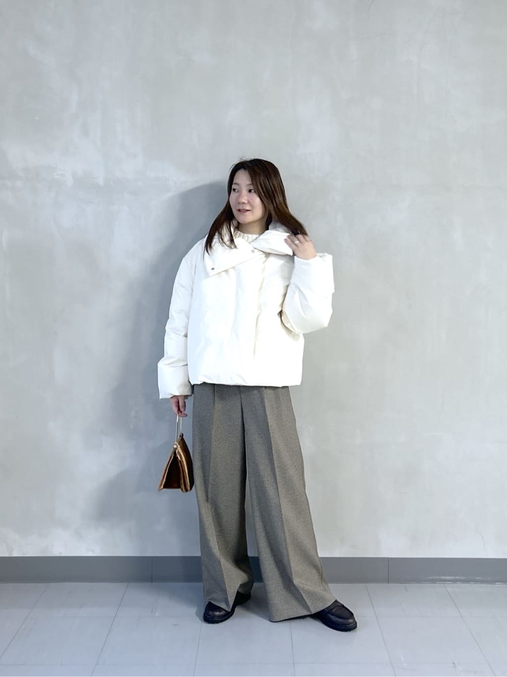 takaさんの「INDIVI｜ガンクラブチェックワイドパンツ」を使ったコーディネート