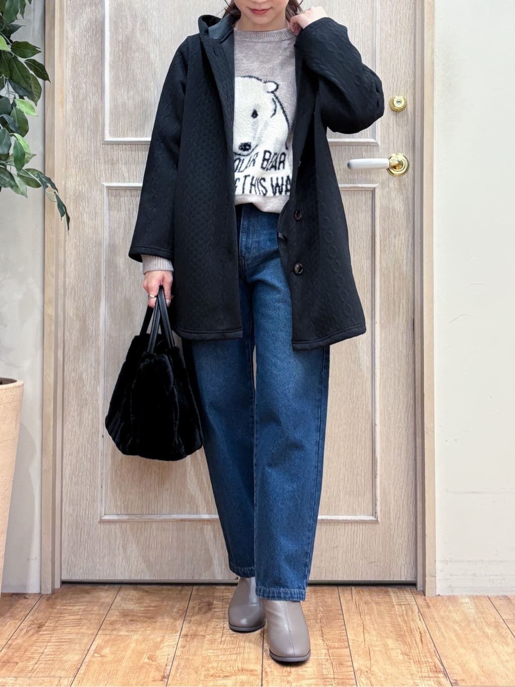 なみさんの「SHOO･LA･RUE｜【裏面ベロアであったか】体型をカバーしながらスマートに魅せる ケーブルジャガードコーディガン」を使ったコーディネート