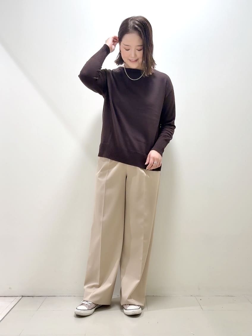 YUIさんの「UNTITLED｜【8色展開/体型カバー】魅せるタイムレスニット」を使ったコーディネート