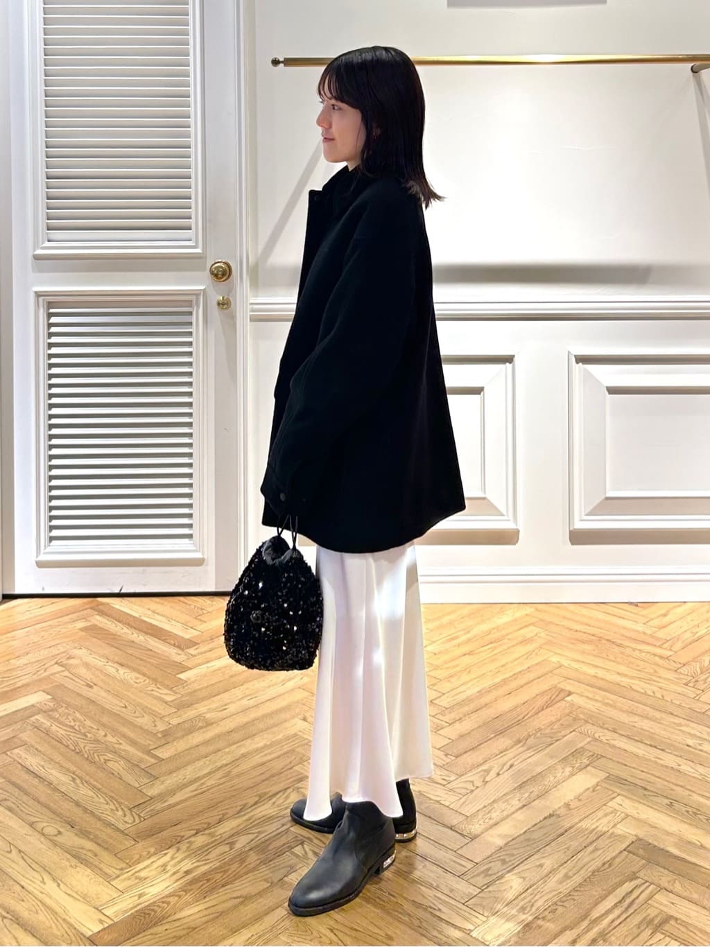 cocoさんの「DRESSTERIOR｜ストレッチヴィンテージサテンナロースカート」を使ったコーディネート