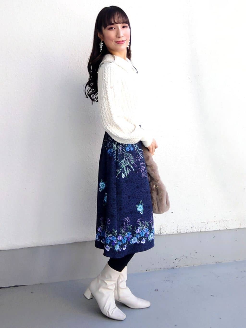 keinaさんの「SunaUna｜【COLLECTION LINE】衿付きパール調ニット」を使ったコーディネート