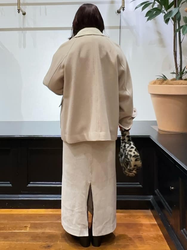 Asamiさんの「DRESSTERIOR｜コンパクトフェイクファーバッグ」を使ったコーディネート