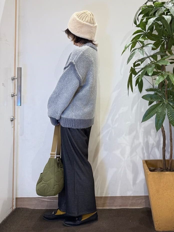 misakiさんの「SHOO･LA･RUE｜【高レビュー】デニム見え 裏起毛ワイドパンツ」を使ったコーディネート