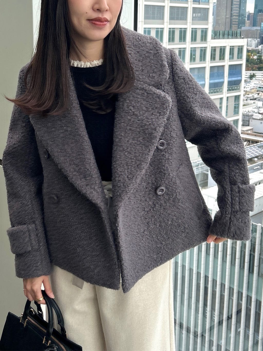 teiさんの「Couture brooch｜【上品華やか・通勤】ラメツイード ワイドパンツ」を使ったコーディネート