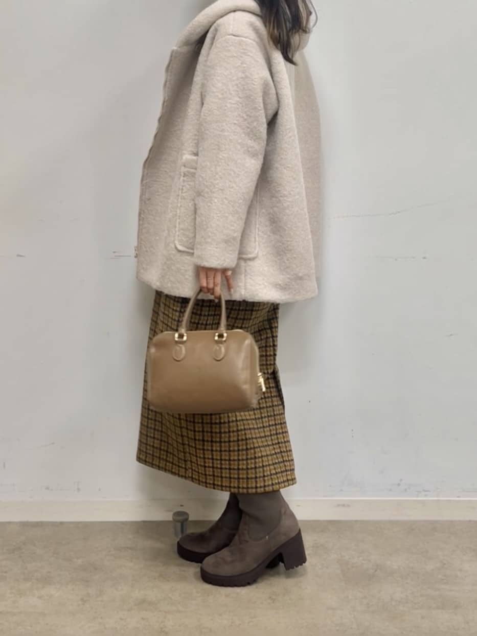 cotaniさんの「SHOO･LA･RUE｜【洗濯機可/S-LL】上品にキラリと華やぐ スパンコールニット」を使ったコーディネート