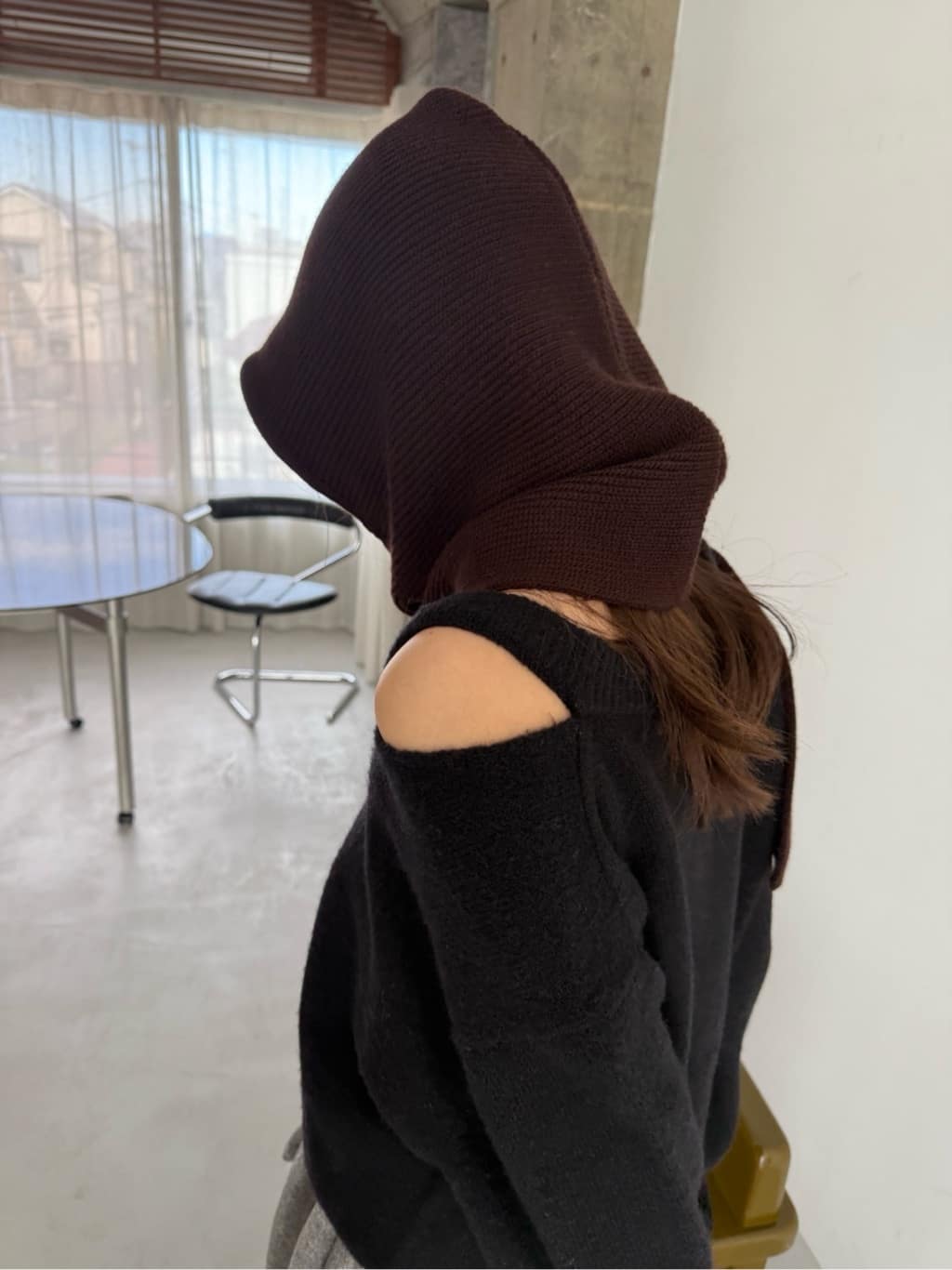 miyu maesakaさんの「CODE A｜M cloudy over V pullover」を使ったコーディネート