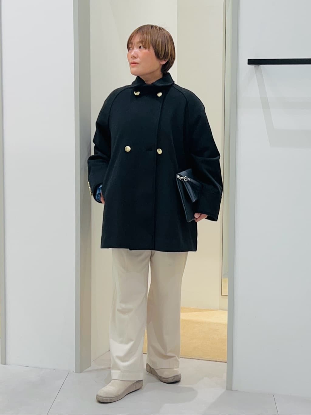 タナさんの「THE SHOP TK｜クラシカルな装い ウールライクスタンドカラーコート」を使ったコーディネート