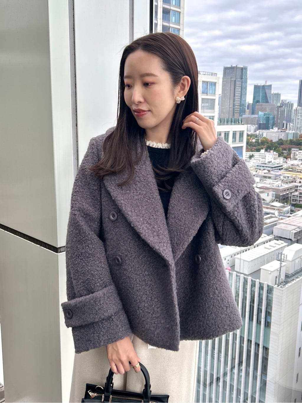 teiさんの「Couture brooch｜【上品華やか・通勤】ラメツイード ワイドパンツ」を使ったコーディネート