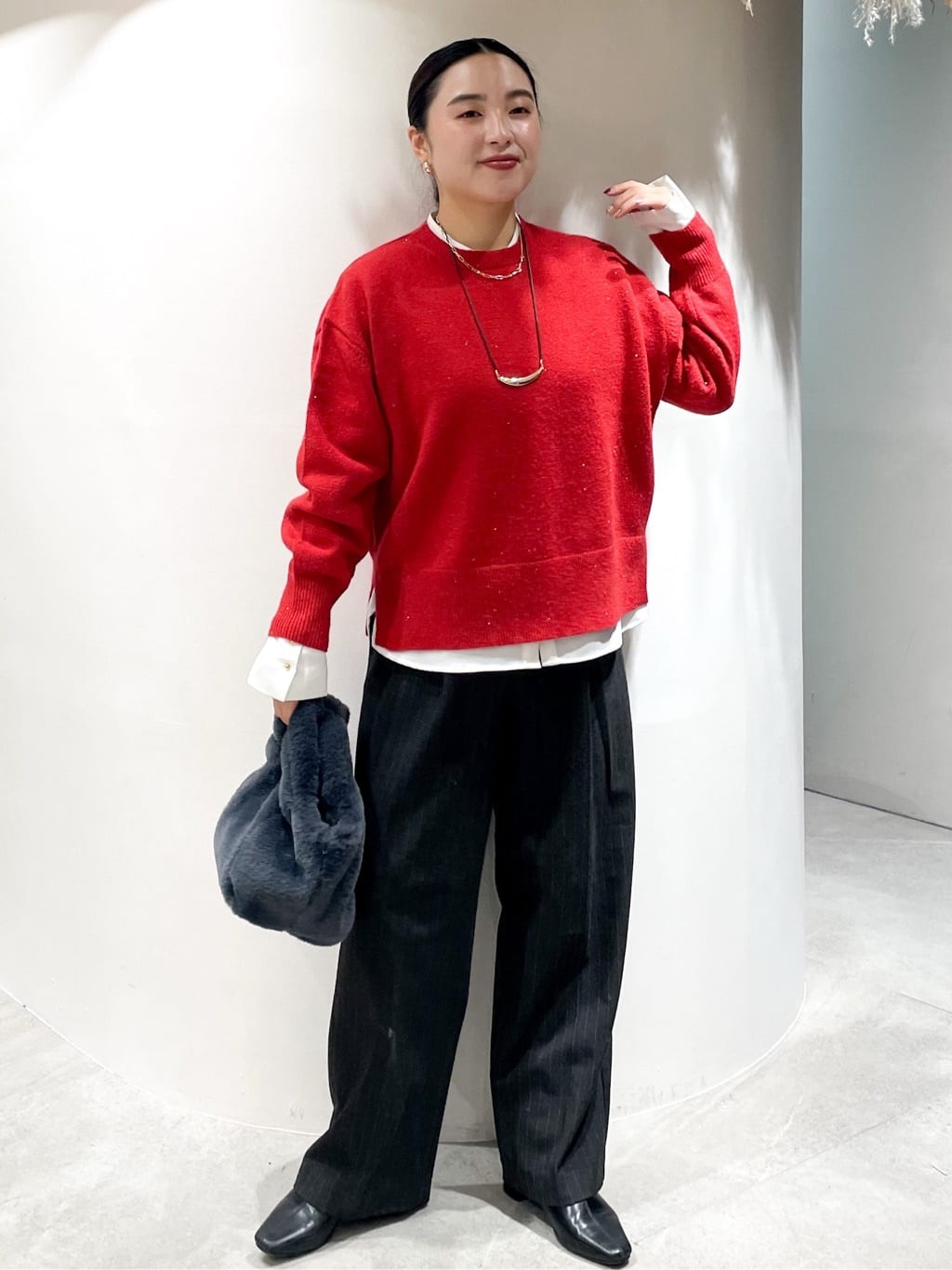 かりんさんの「OPAQUE.CLIP｜ピンストライプイージーワイドパンツ【吸湿発熱／ストレッチ／洗濯機OK】」を使ったコーディネート