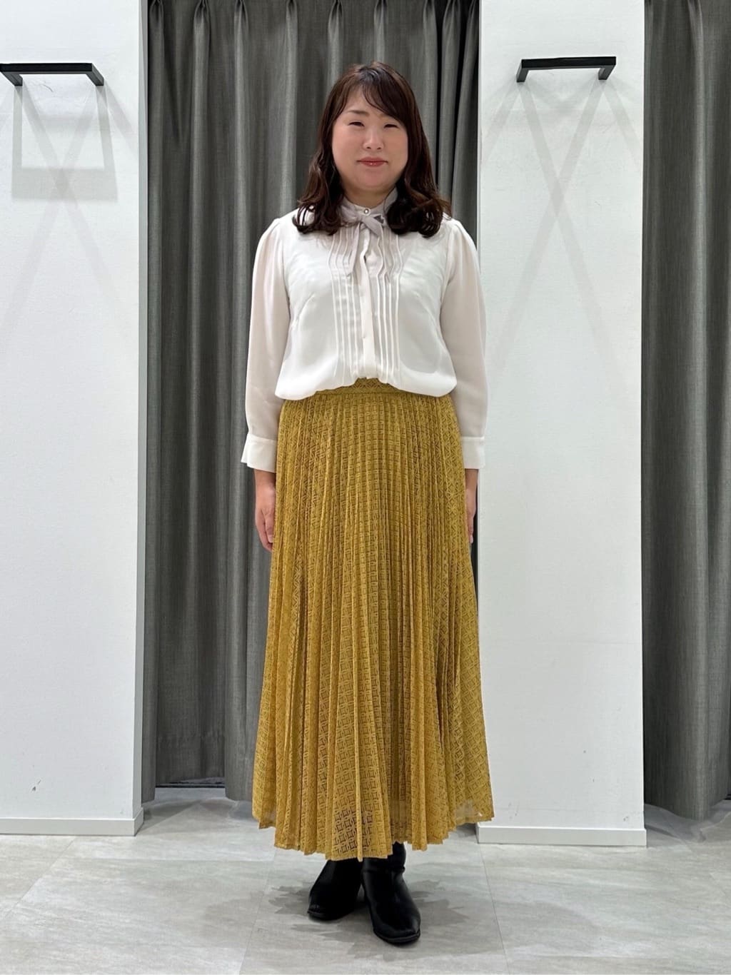 kimiさんの「UNTITLED｜【配色ボウタイ付き】八分袖ジョーゼットブラウス」を使ったコーディネート