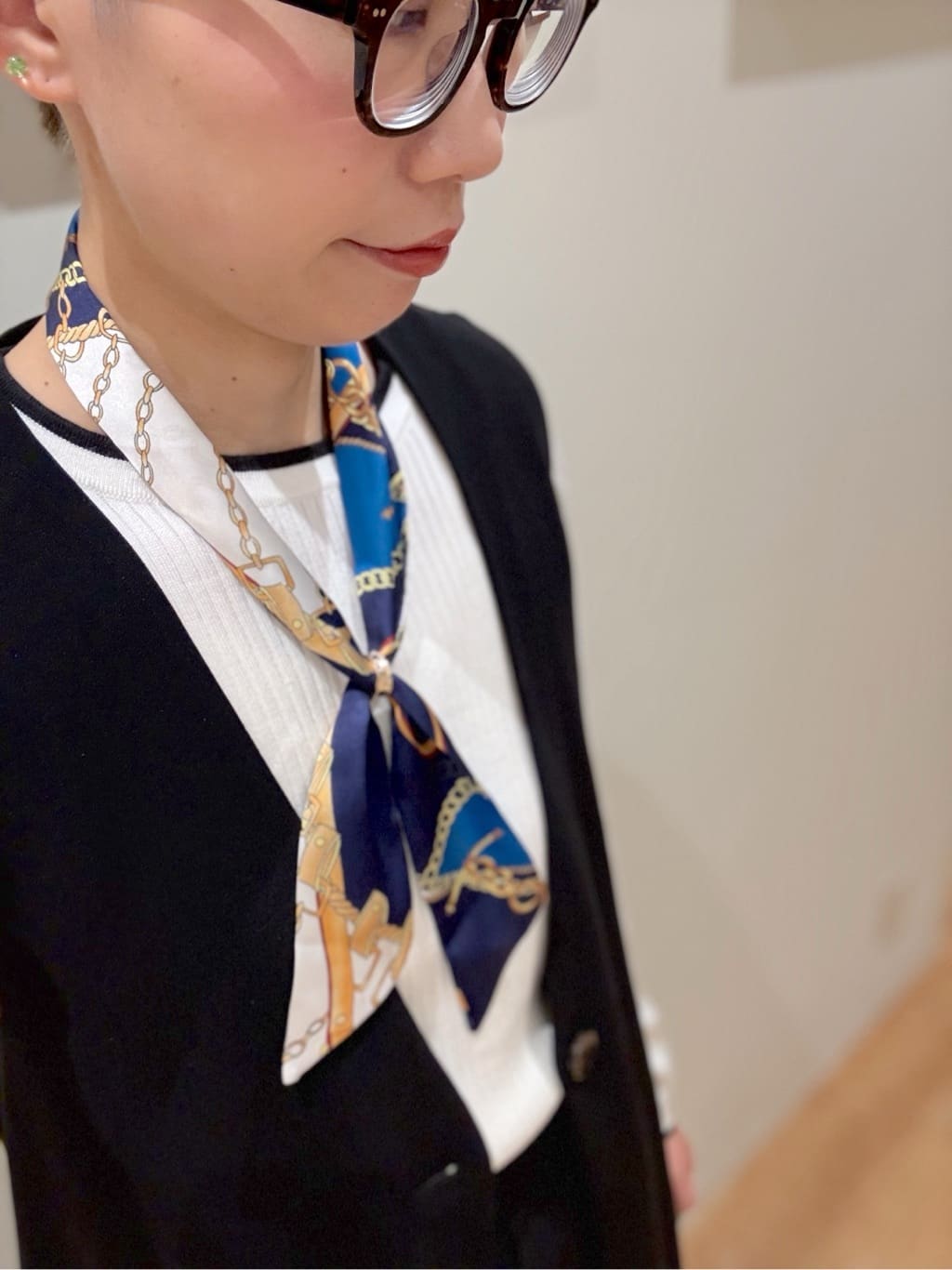 Ayumiさんの「SHOO･LA･RUE｜【洗濯機可/セットアップ可/S-3L】きちんと楽に。カットジョーゼット ロングジレ」を使ったコーディネート