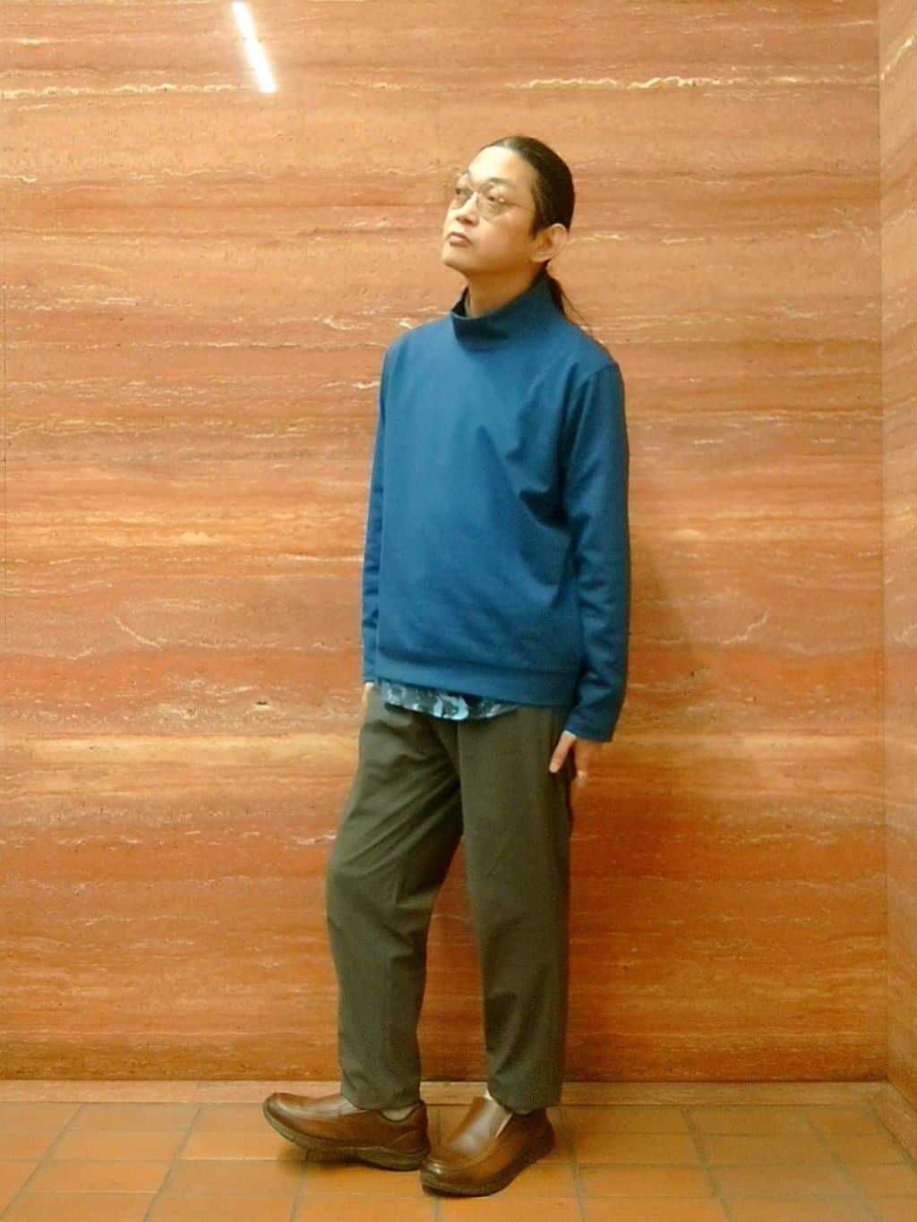 かしげるさんの「TAKEO KIKUCHI｜【Sサイズ～】ウォーム ミラノリブ オフネック プルオーバー」を使ったコーディネート