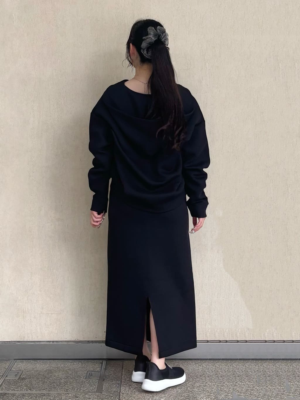 ささんの「OPAQUE.CLIP｜イージーナロースカート／セットアップ対応可【洗濯機OK】」を使ったコーディネート