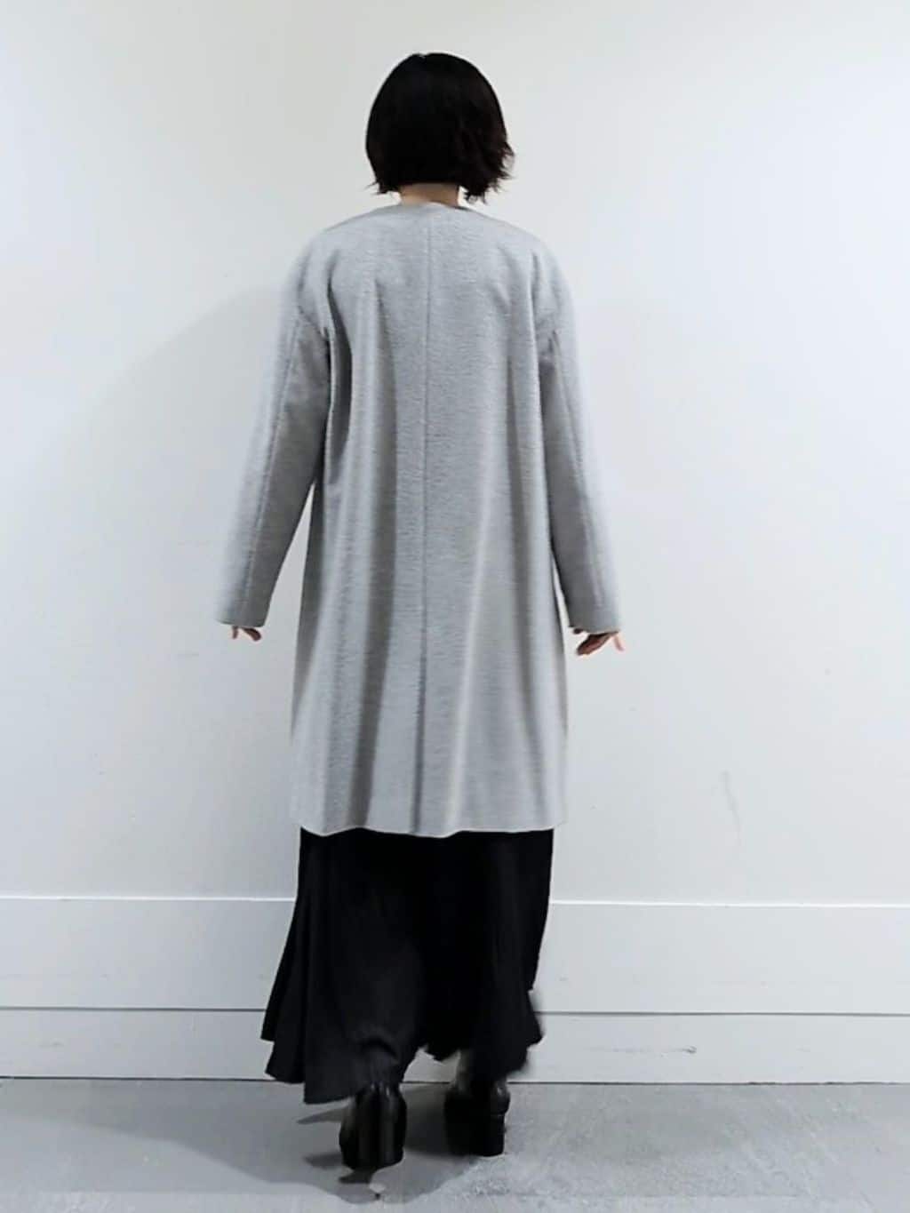 ミズタさんの「UNTITLED｜【きれいめ/洗える】ラメ入りワイドボートネックニット」を使ったコーディネート