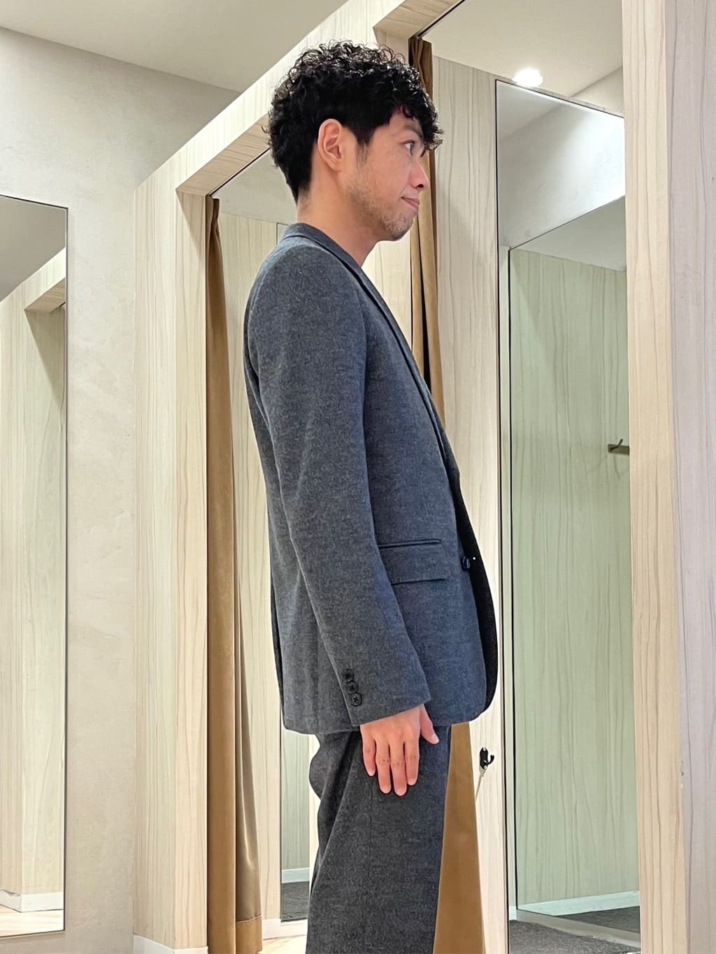 URAさんの「TAKEO KIKUCHI｜【Sサイズ～】尾州織 ピンヘッドムリネ ジャケット」を使ったコーディネート