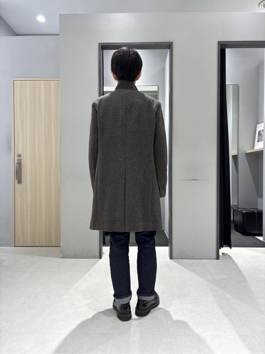 わいずみさんの「TAKEO KIKUCHI｜カシミヤブレンド ビーバー調ピンヘッドスタンドカラーコート」を使ったコーディネート