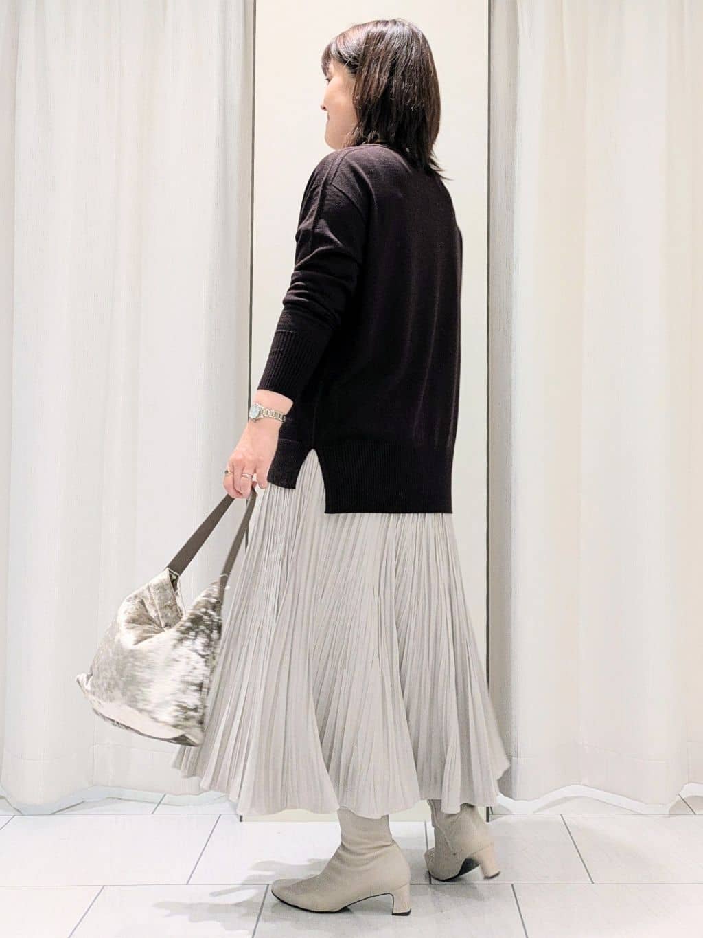 Onumaさんの「UNTITLED｜【8色展開/体型カバー】魅せるタイムレスニット」を使ったコーディネート
