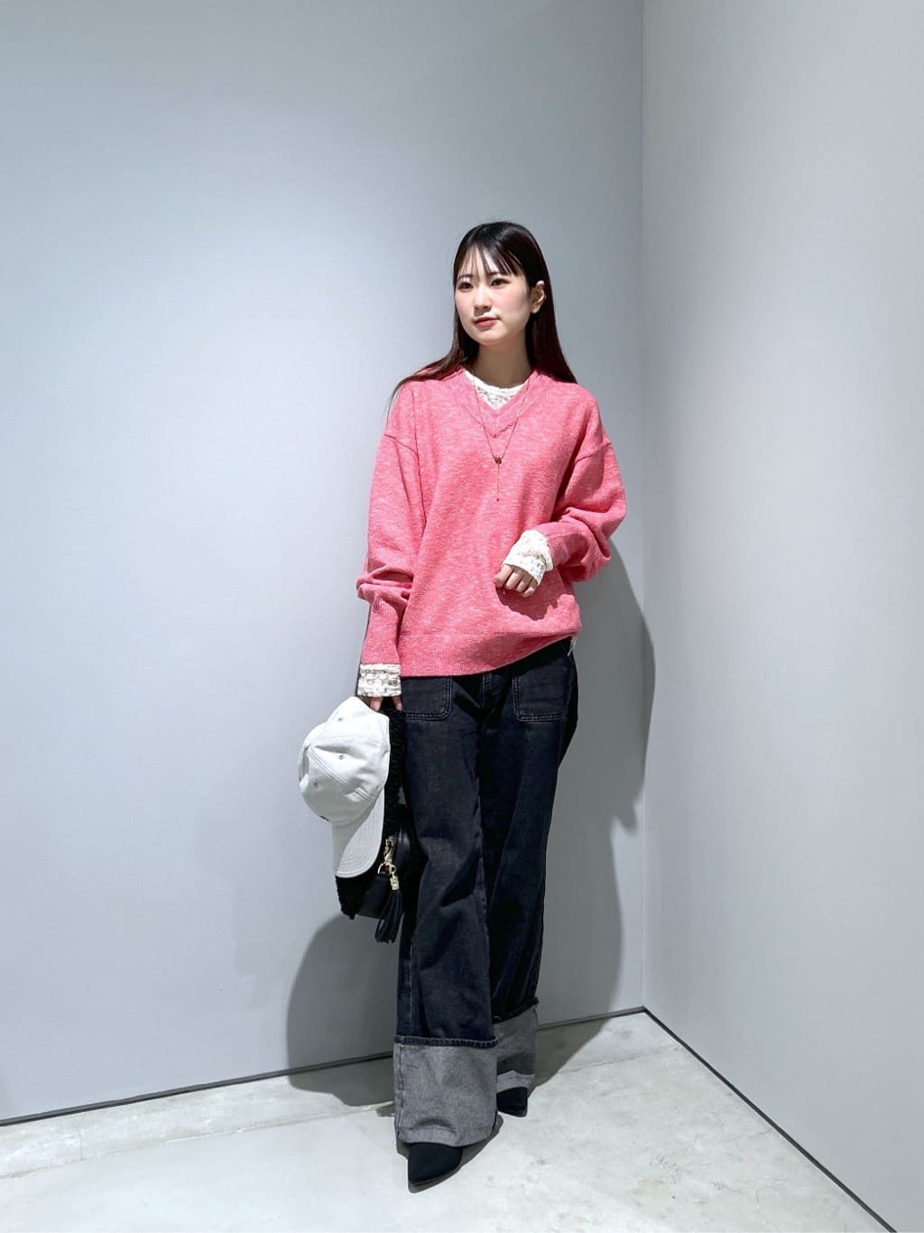 Renoさんの「INDIVI｜ロールアップデニム」を使ったコーディネート