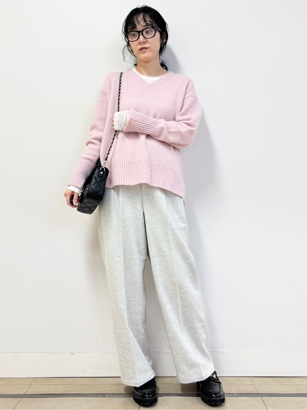 YOKOTAさんの「DRESSTERIOR｜◆【洗える/リブベロア】シアーリブベロアカットソー」を使ったコーディネート