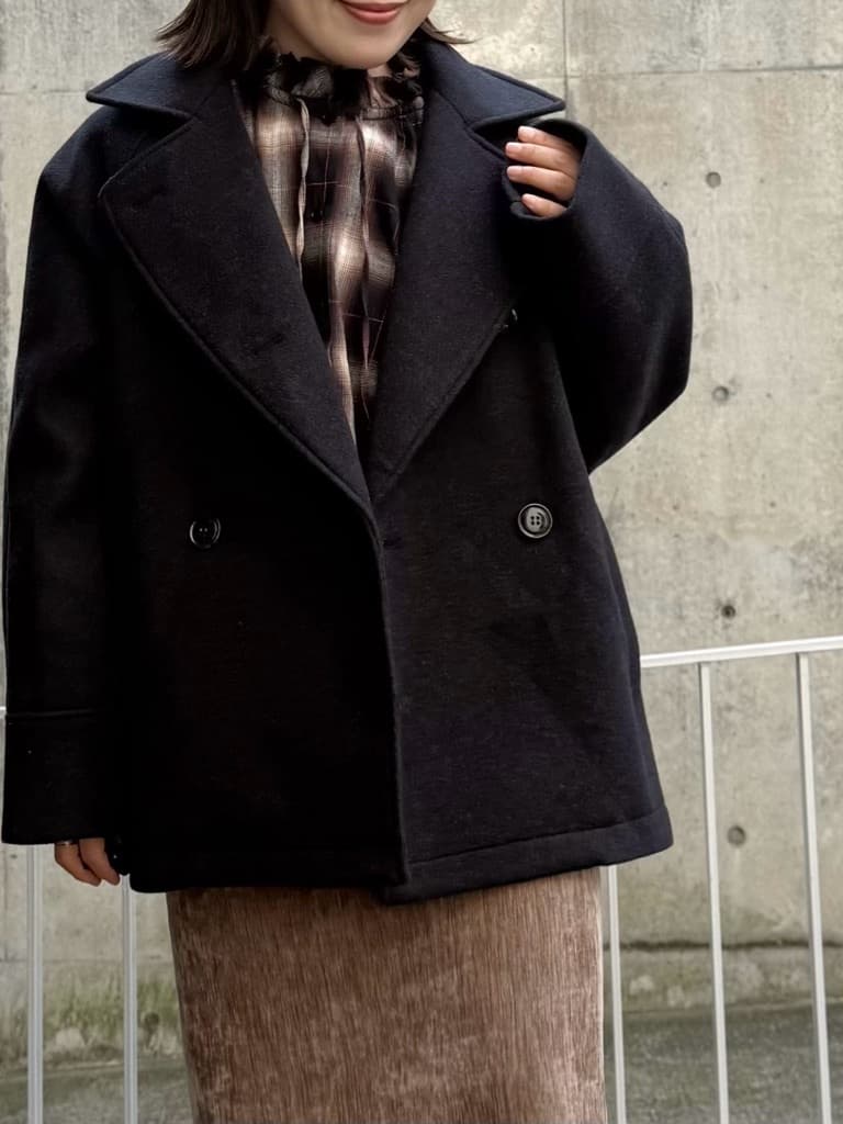 chさんの「THE SHOP TK｜起毛オンブレフリルブラウス」を使ったコーディネート