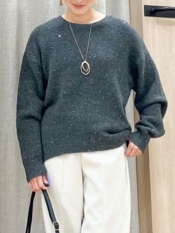 Keiさんの「grove｜華やぎ冬ニット　ミニスパンコールフェザーニット」を使ったコーディネート