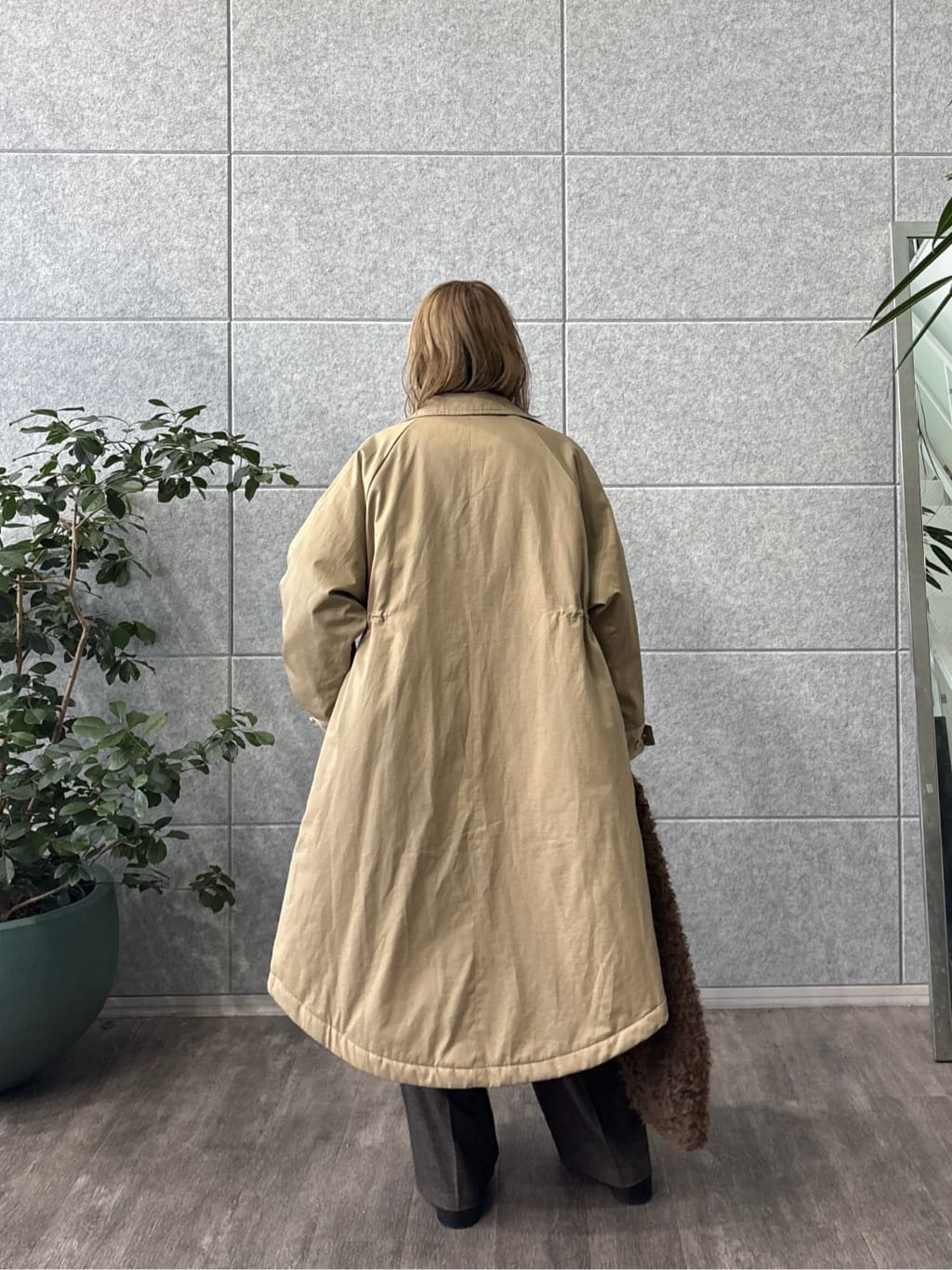 kotakiさんの「INDIVI｜ツイードタックワイドパンツ」を使ったコーディネート
