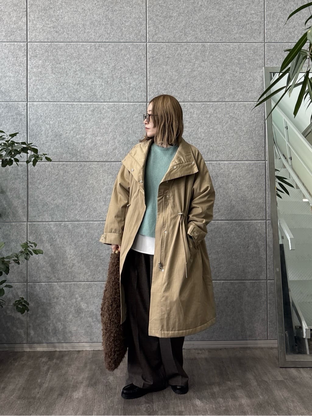 kotakiさんの「INDIVI｜ツイードタックワイドパンツ」を使ったコーディネート