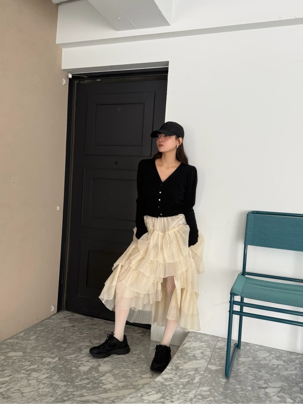 miyu maesakaさんの「CODE A｜M cloudy puff cardigan」を使ったコーディネート