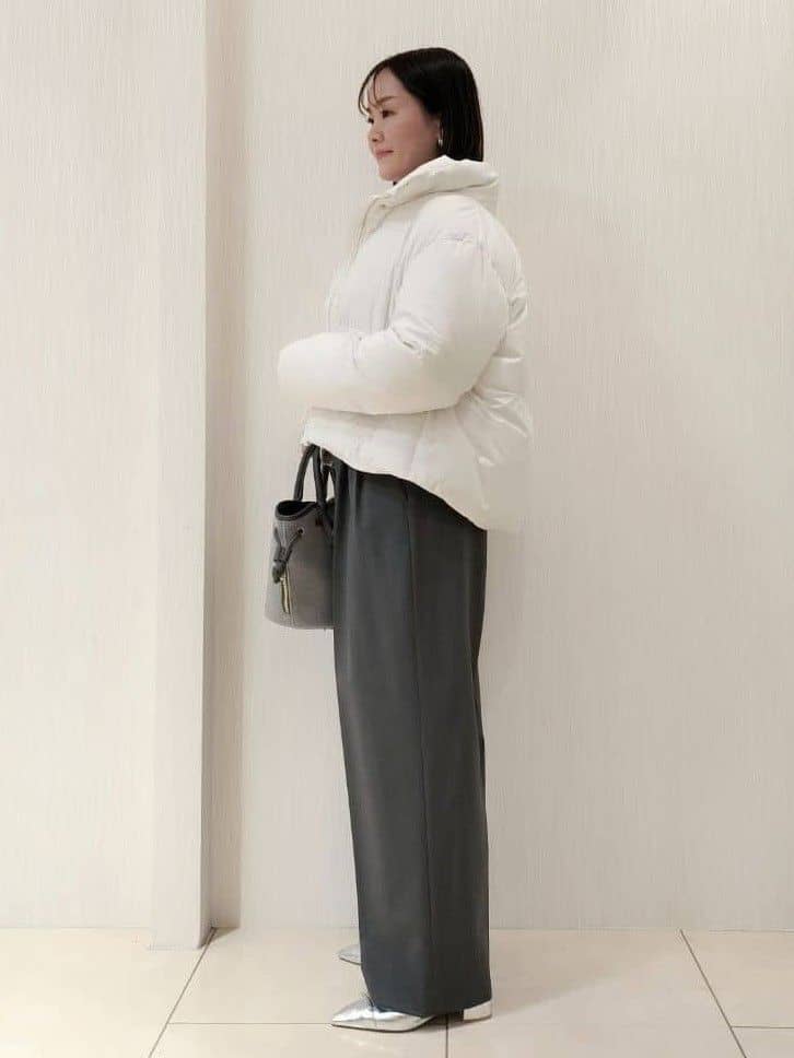 naokoさんの「UNTITLED｜【トレンド/撥水機能/防寒】ショートダウンコート」を使ったコーディネート