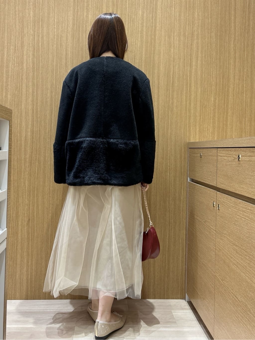 maiさんの「OPAQUE.CLIP｜フェイクボア切替ショートコート」を使ったコーディネート