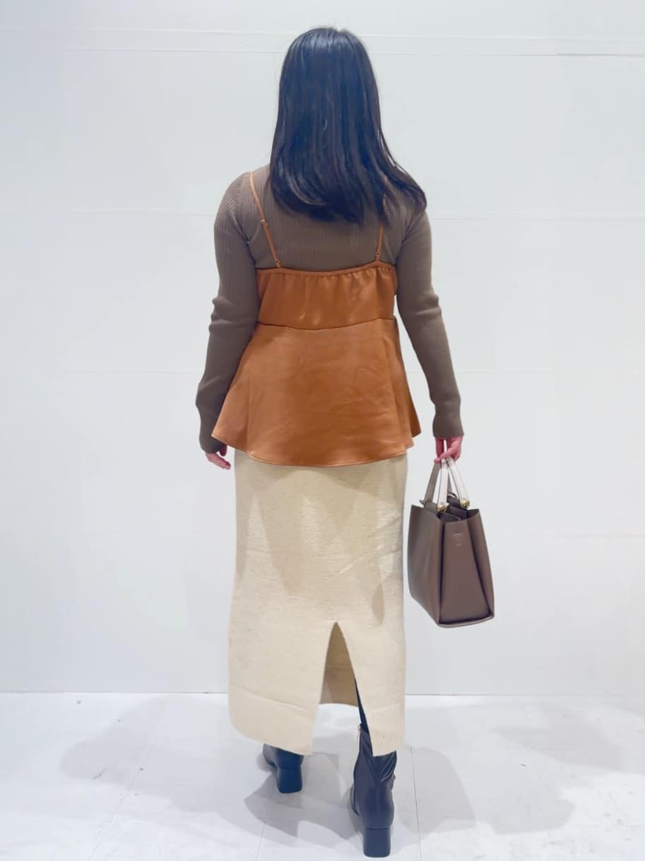 Minさんの「OPAQUE.CLIP｜サテンキャミブラウス【洗濯機OK】」を使ったコーディネート