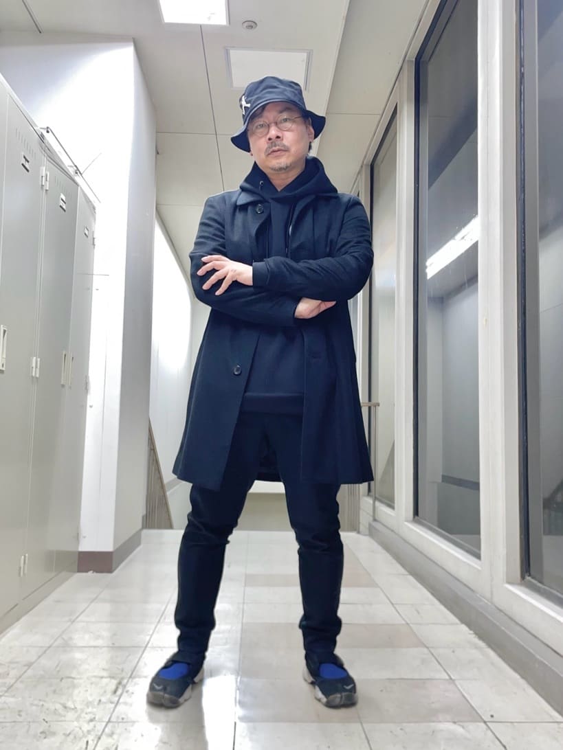 MAKOTO AIさんの「TAKEO KIKUCHI｜カシミヤブレンド ビーバー調ステンカラーコート」を使ったコーディネート