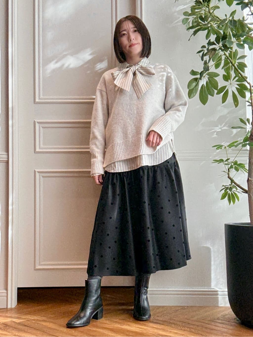 nakaoさんの「DRESSTERIOR｜アルパカブレンドVネックニット」を使ったコーディネート