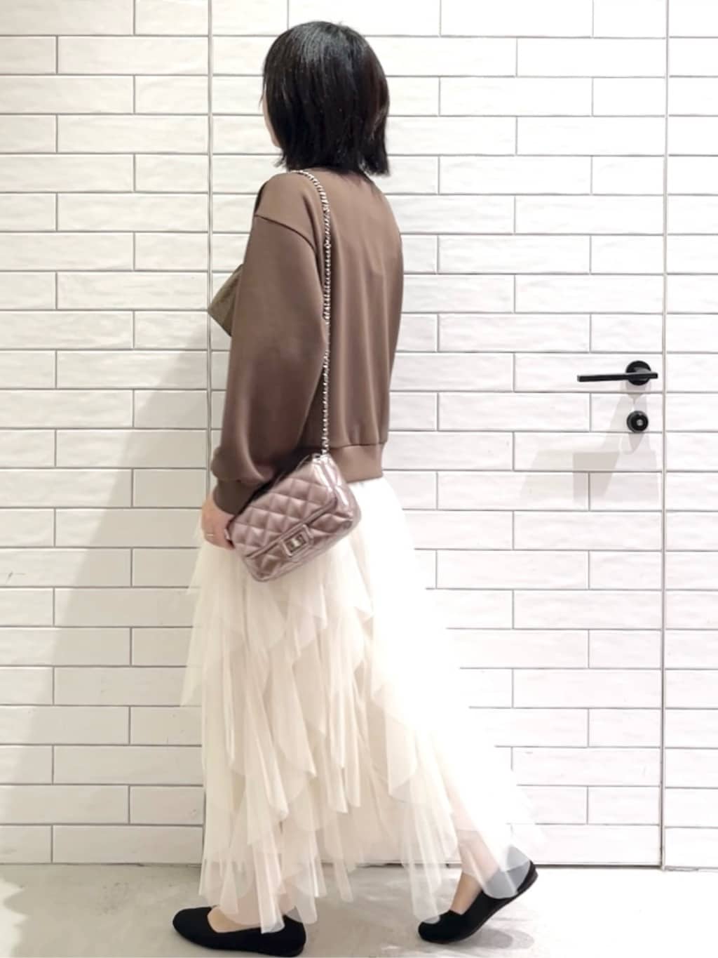 しおりさんの「OPAQUE.CLIP｜フリルドッキングトップス【洗濯機OK】」を使ったコーディネート