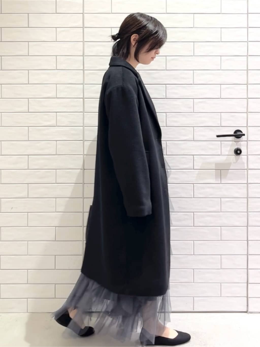 しおりさんの「OPAQUE.CLIP｜カシミヤブレンドウールチェスターコート」を使ったコーディネート