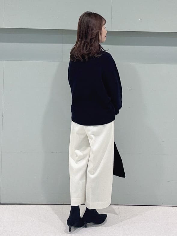 makiさんの「UNTITLED｜【はっ水機能/フード取り外し可】ミディダウンコート」を使ったコーディネート