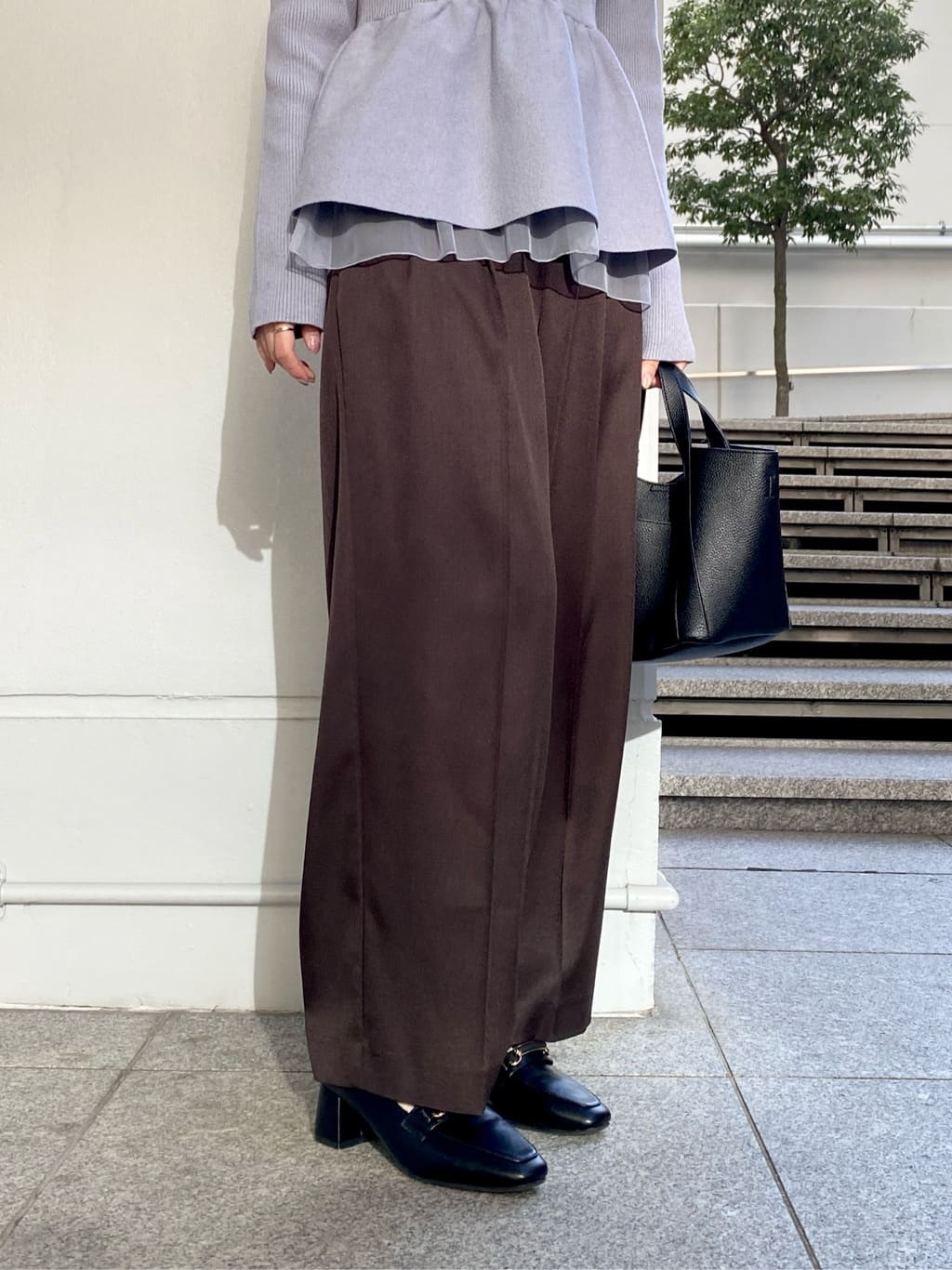 みさかさんの「index｜KAWADAダウンドロストミドルコート【撥水／洗濯機OK／2WAY／静電気防止裏地】《XS～3L》」を使ったコーディネート