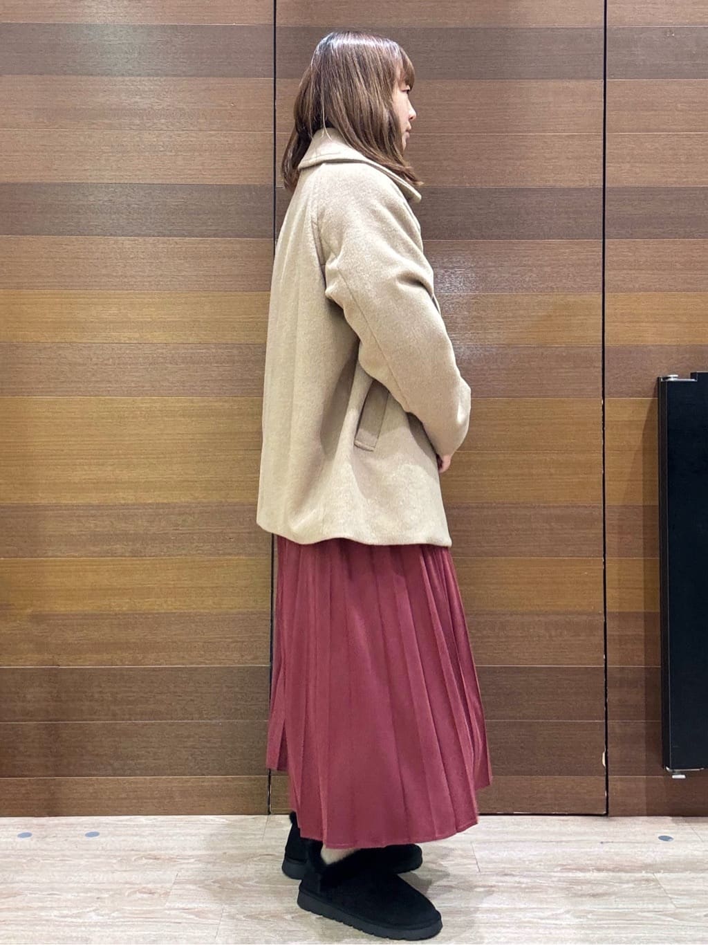 yumeさんの「OPAQUE.CLIP｜カシミヤブレンドウールミドルピーコート」を使ったコーディネート