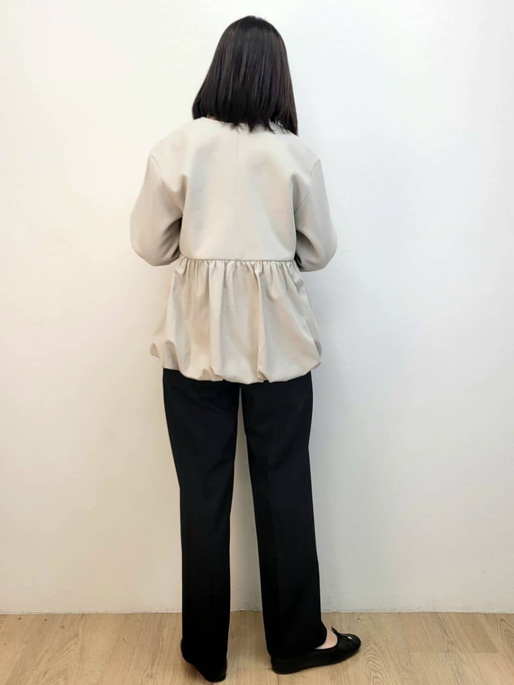 LISAさんの「OPAQUE.CLIP｜ウールライクペプラムドッキングアウター【洗濯機洗い可】」を使ったコーディネート