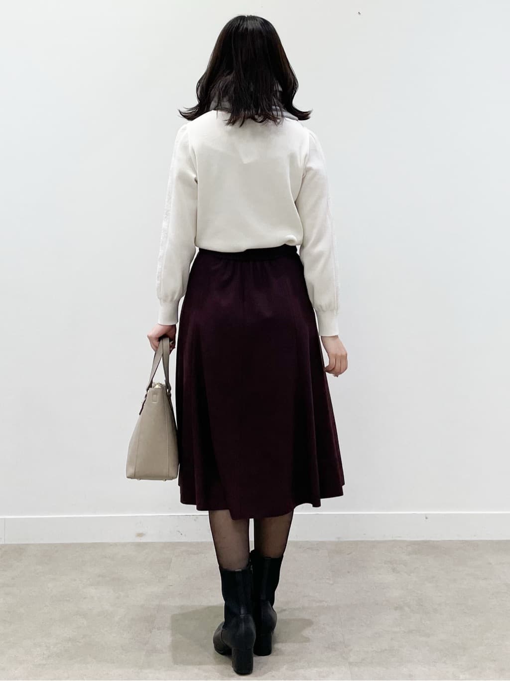 yukariさんの「Reflect｜【選べる8色／スカートにもパンツにも◎】ウール混ボートネックニット」を使ったコーディネート
