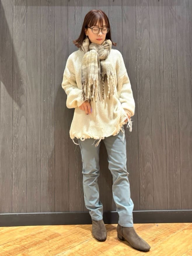 meiさんの「SHOO･LA･RUE｜【S-LL】1枚で決まる 裾フリンジニット」を使ったコーディネート