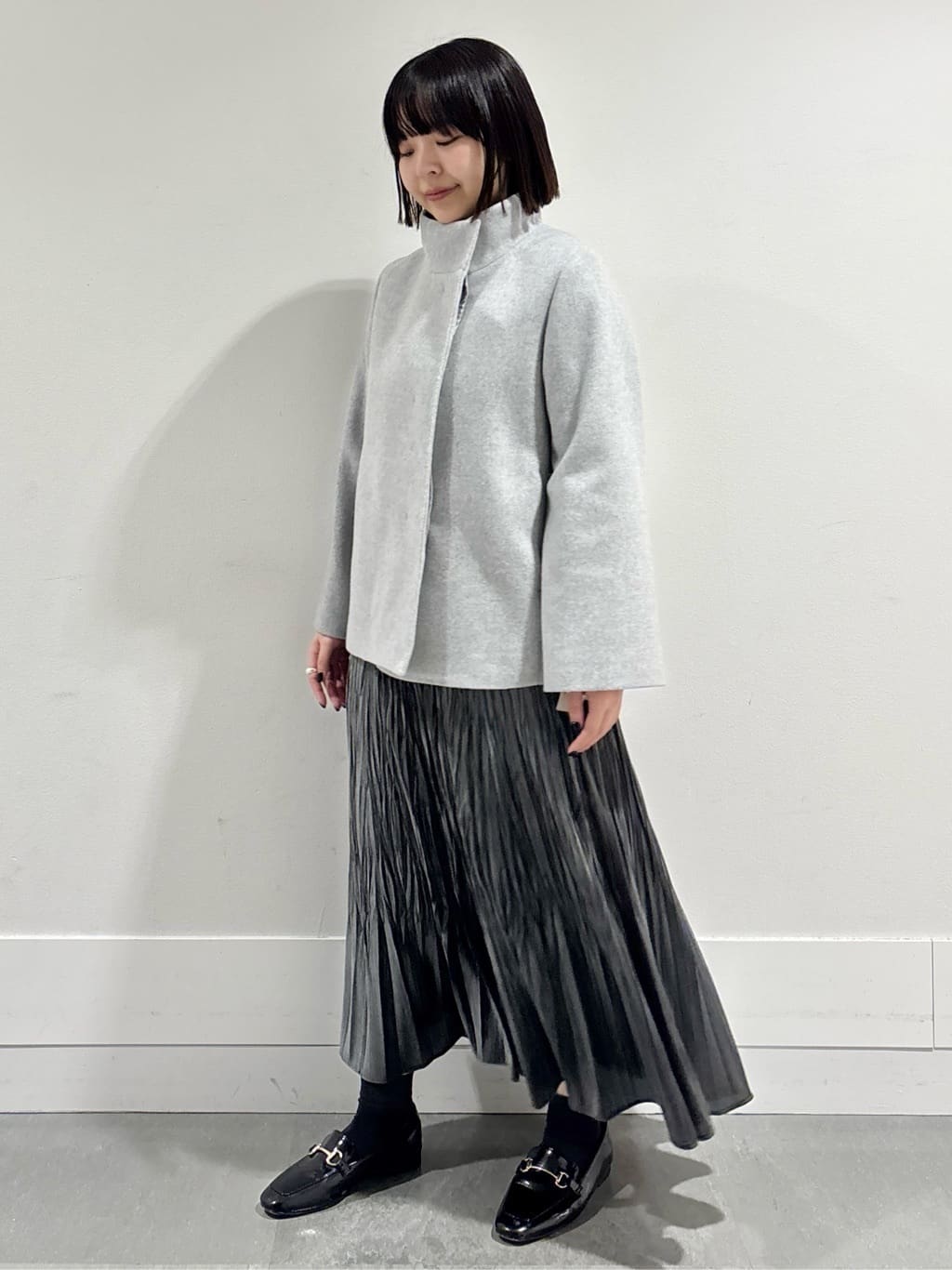 モエカさんの「UNTITLED｜【着回しが効く／オンオフアウター】ウールショートコート」を使ったコーディネート