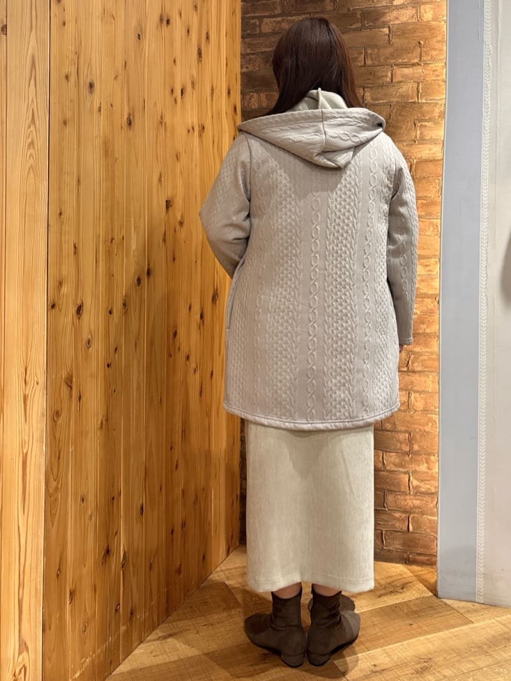 ゆかぴさんの「SHOO･LA･RUE｜【洗濯機可/S-LL】インせず着られる ふわふわハイネックニット」を使ったコーディネート