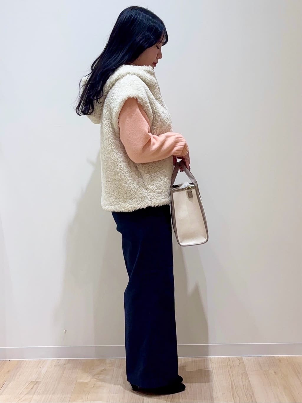 minamiさんの「grove｜【名品アウター/3WAY・はっ水】ボアライナー付マウンテンパーカ」を使ったコーディネート