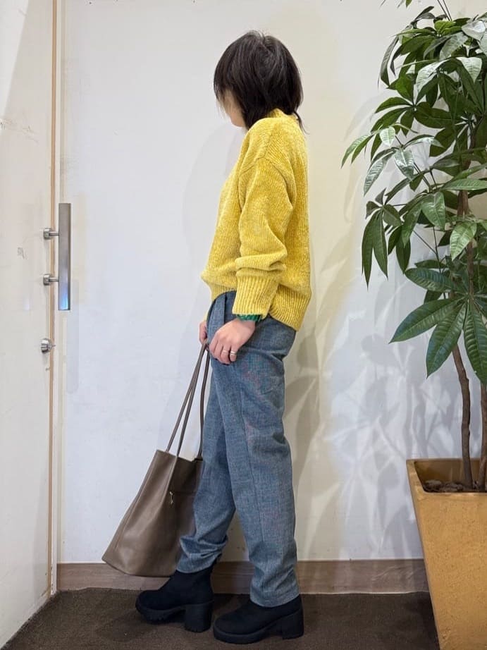misakiさんの「SHOO･LA･RUE｜【洗濯機可/S-LL】美脚見え あったか裏起毛 テーパードパンツ」を使ったコーディネート